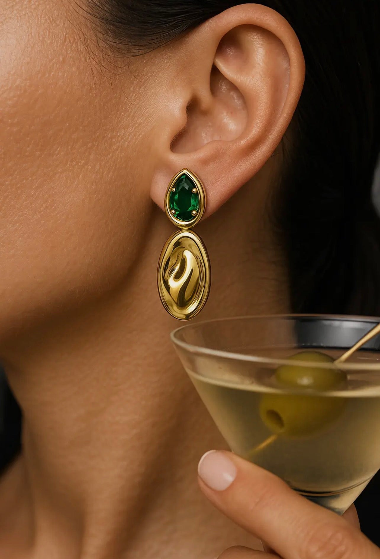 Sahira Virginia Emerald Drop Earring
