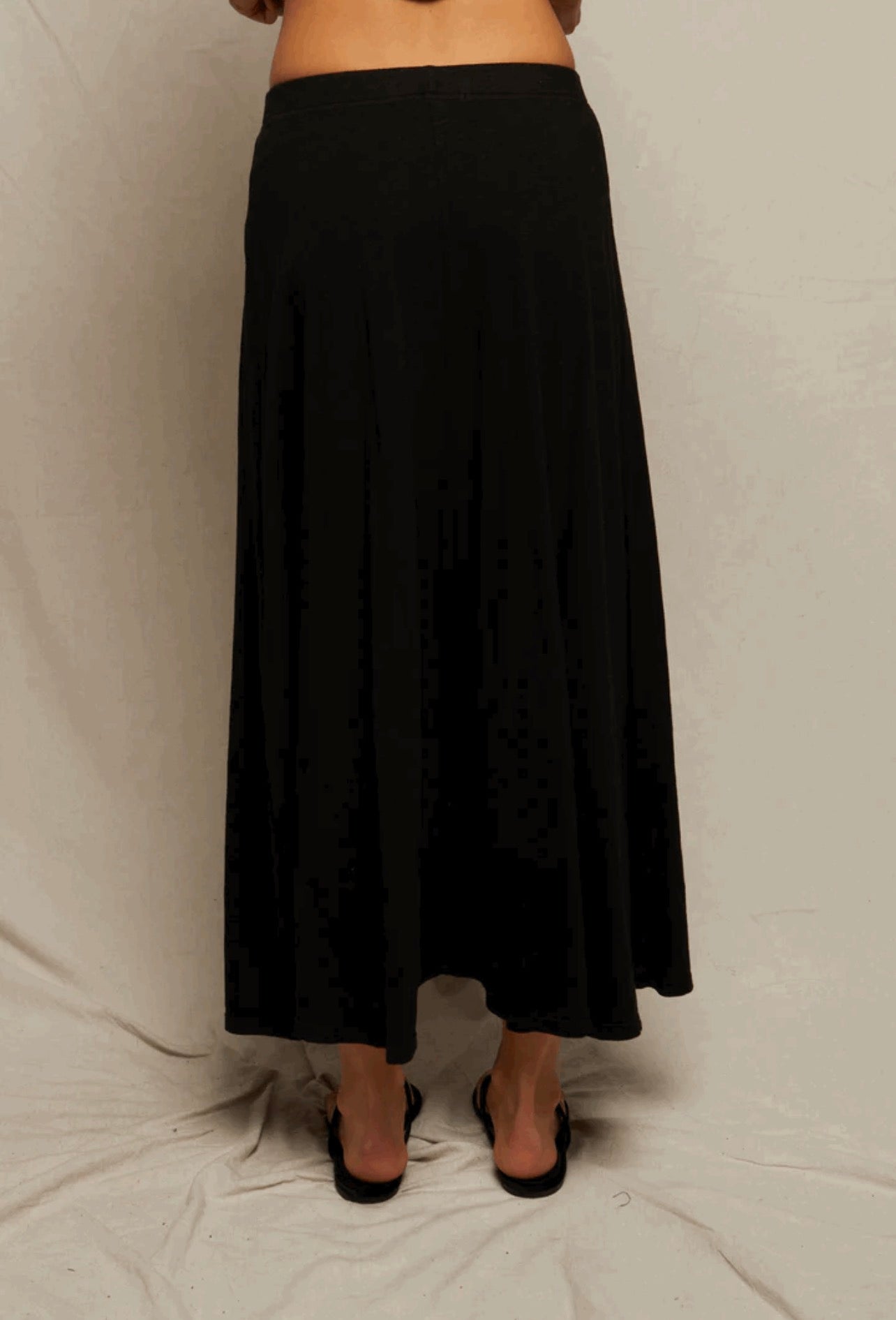 Perfect White Tee Liza Skirt