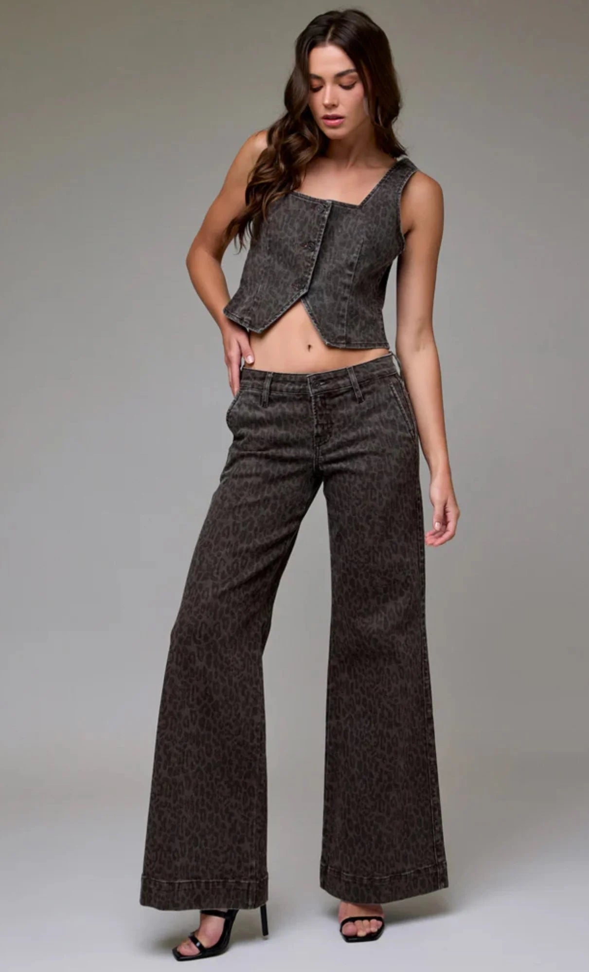 Hidden Charlie Low Rise Leopard Jeans