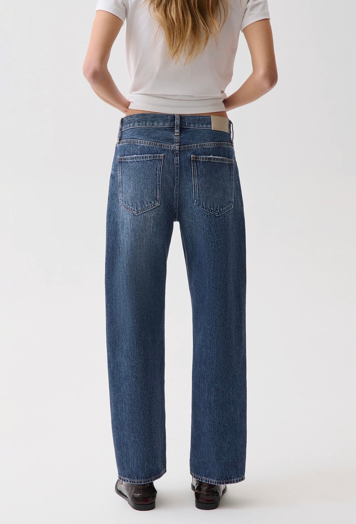 Pistola Lexi Mid Rise Bowed Straight Leg