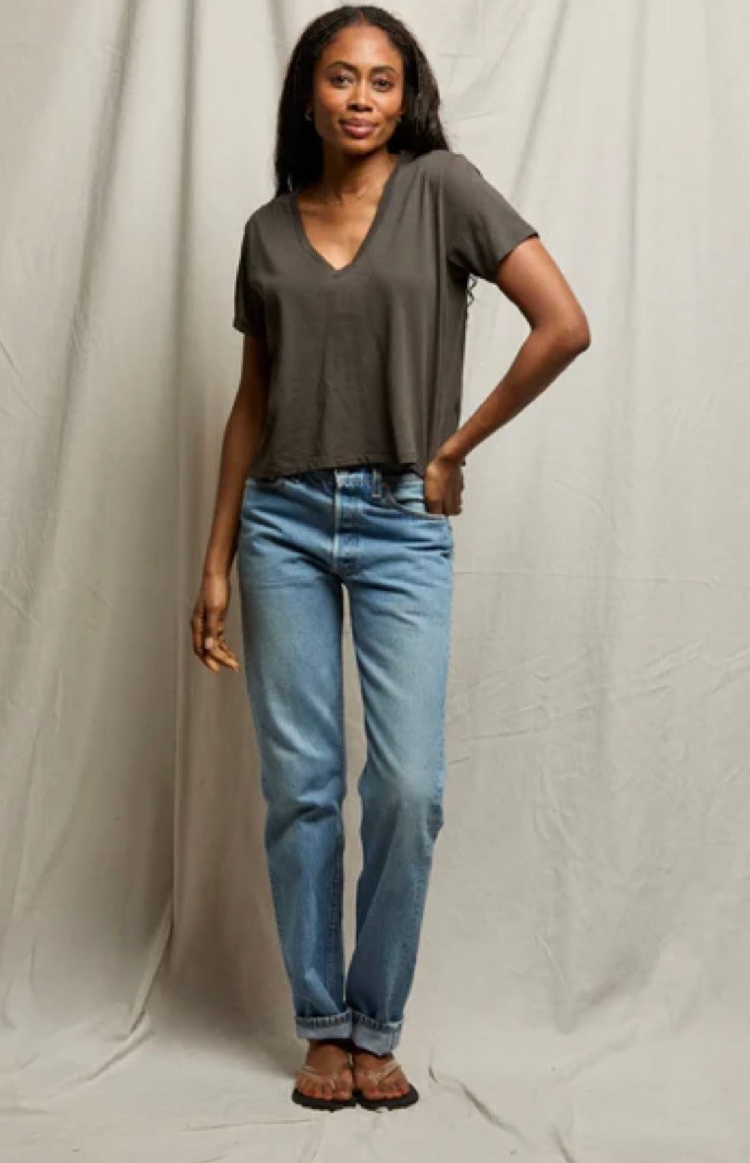 Perfect White Tee Beckett V-Neck Tee