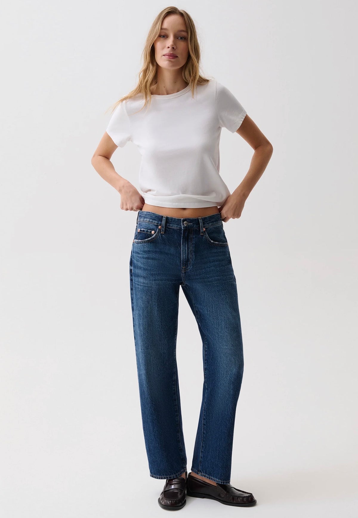 Pistola Lexi Mid Rise Bowed Straight Leg