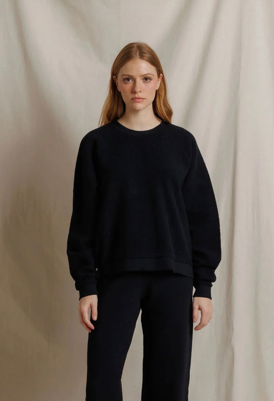 Perfect White Tee Ziggy Oversized Sweatshirt