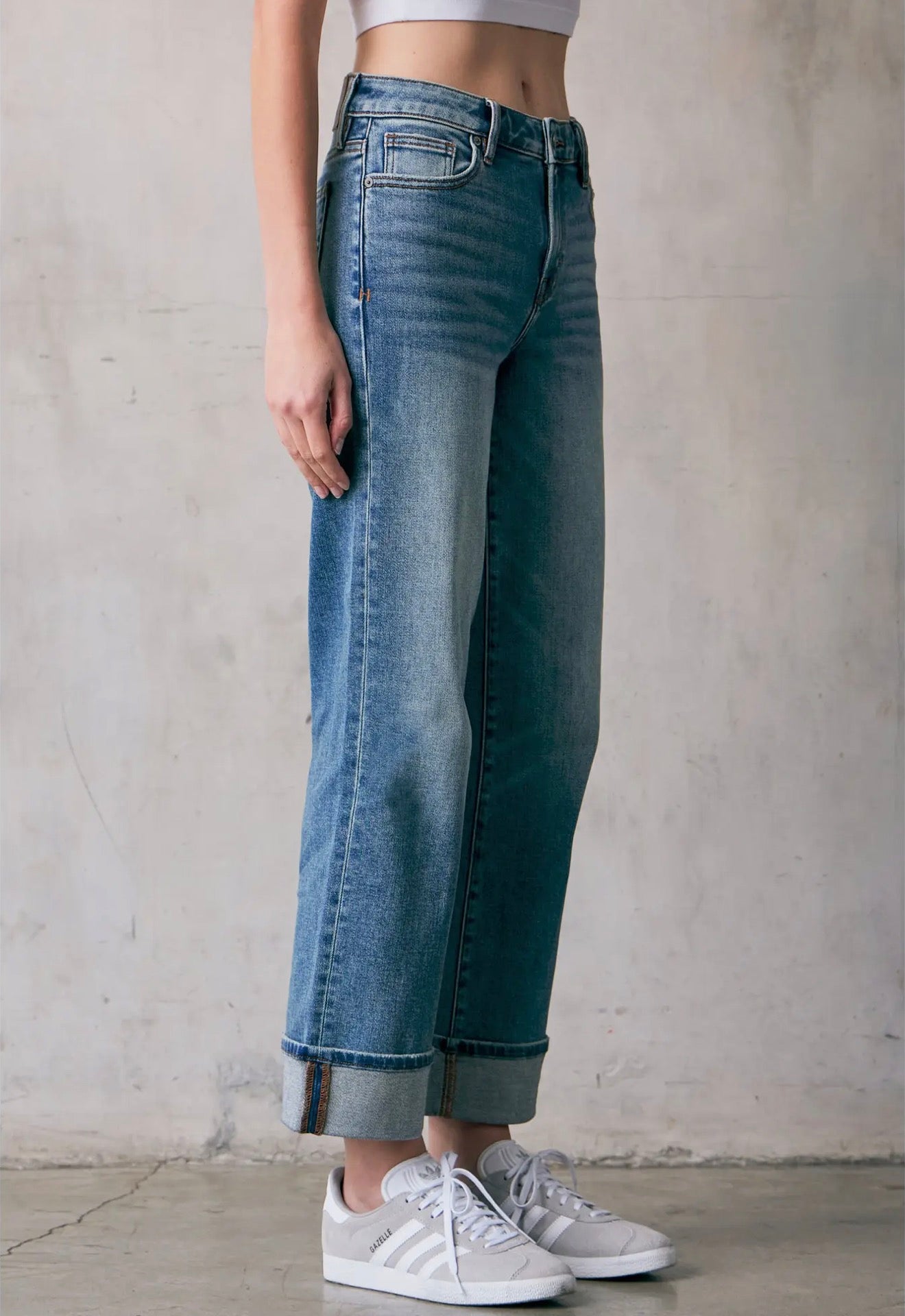 Hidden Ella Mid Rise Cuffed Straight