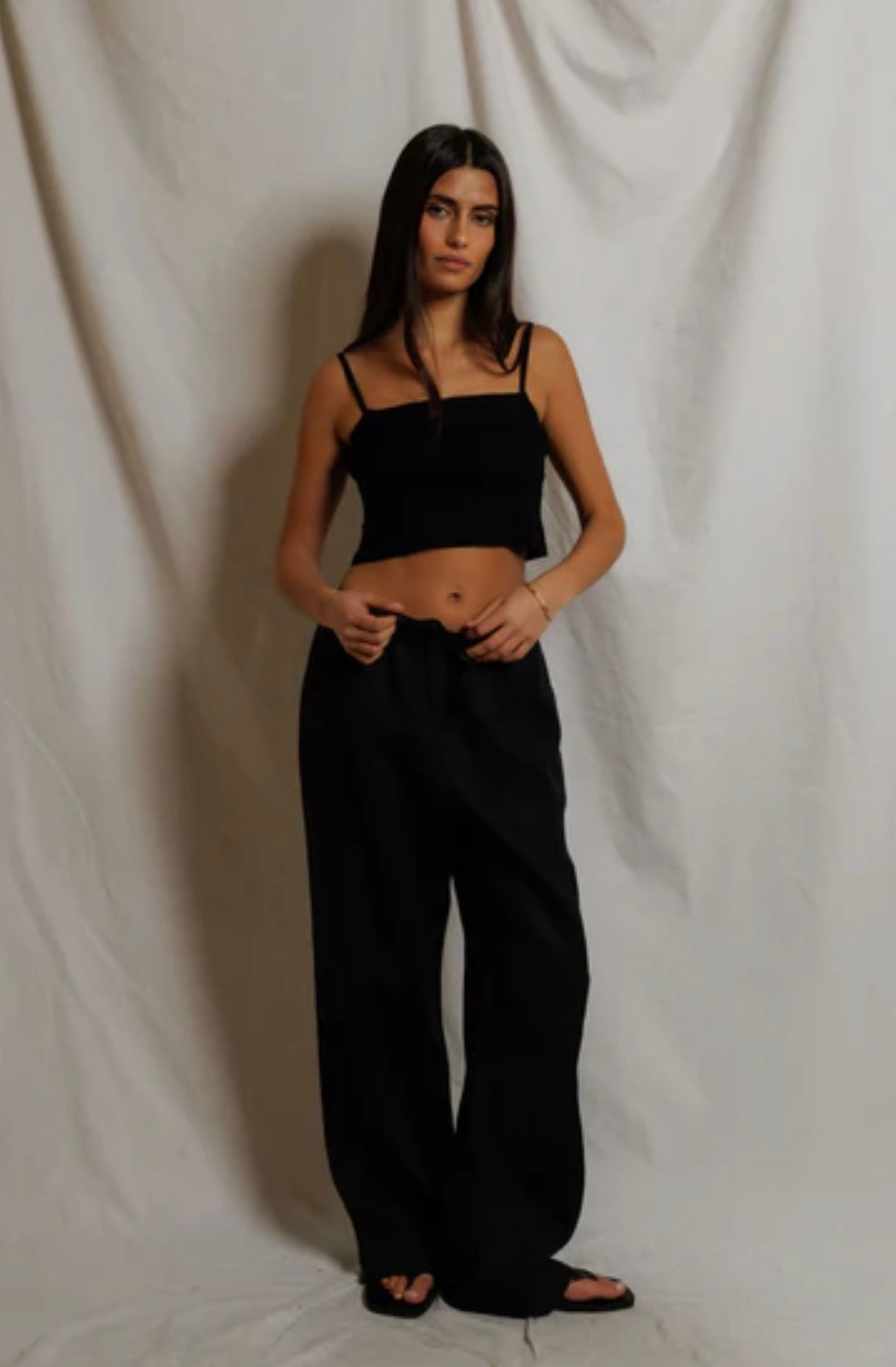 Perfect White Tee Lorana Linen Pant