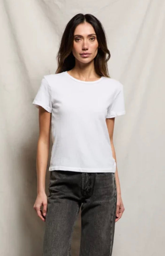 Perfect White Tee Lisa Crew Neck Tee