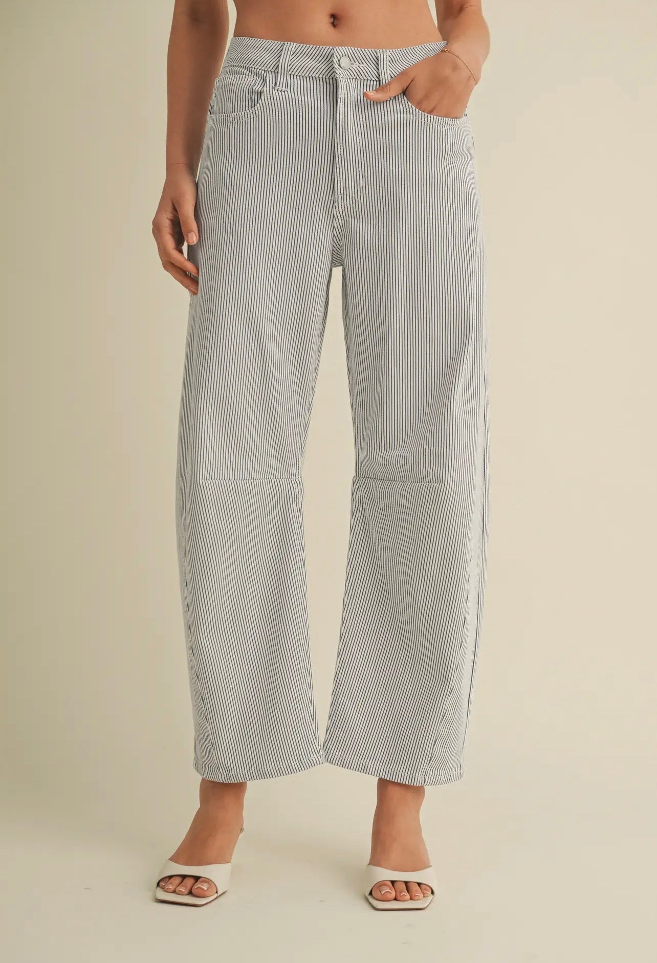 JBD Sutton Stripe Barrel Jean