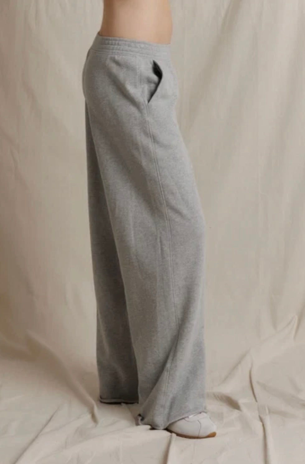 Perfect White Tee Leni Pant