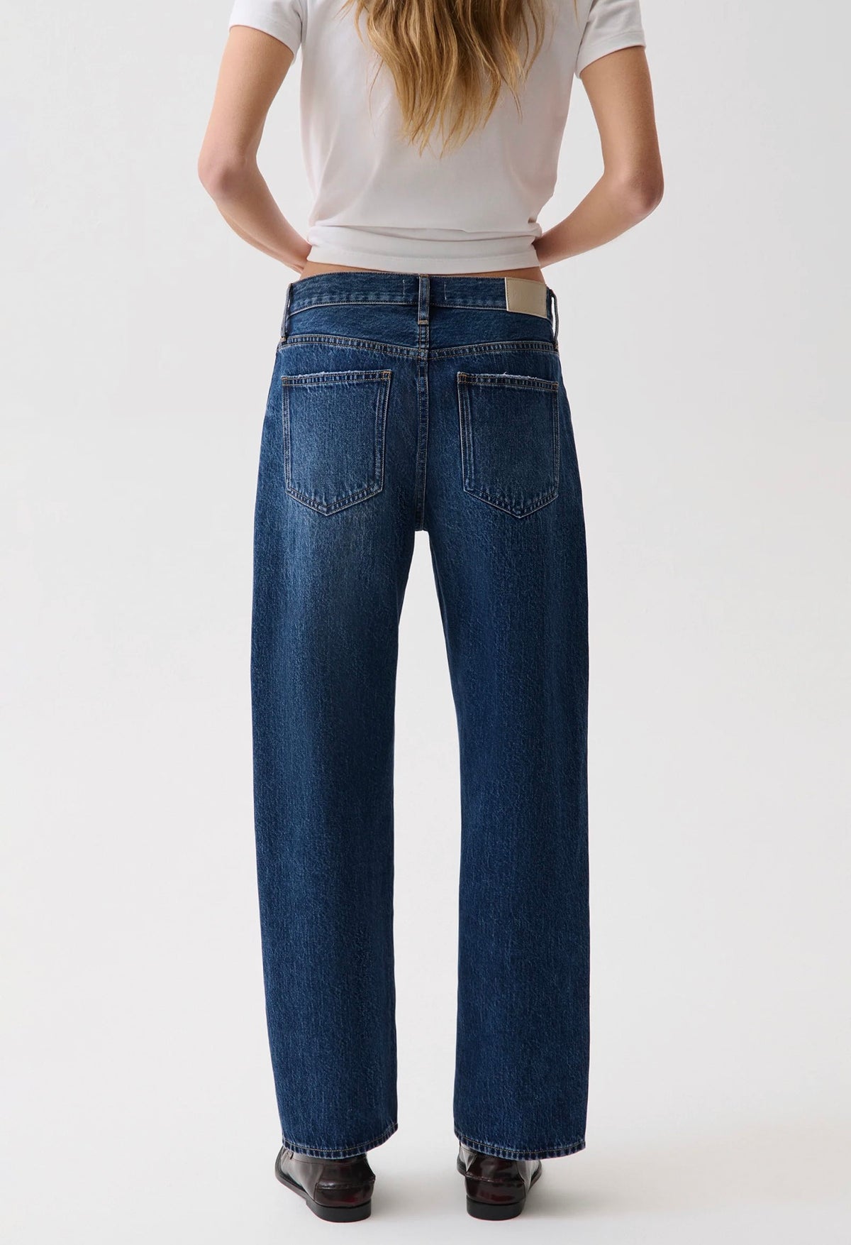 Pistola Lexi Mid Rise Bowed Straight Leg