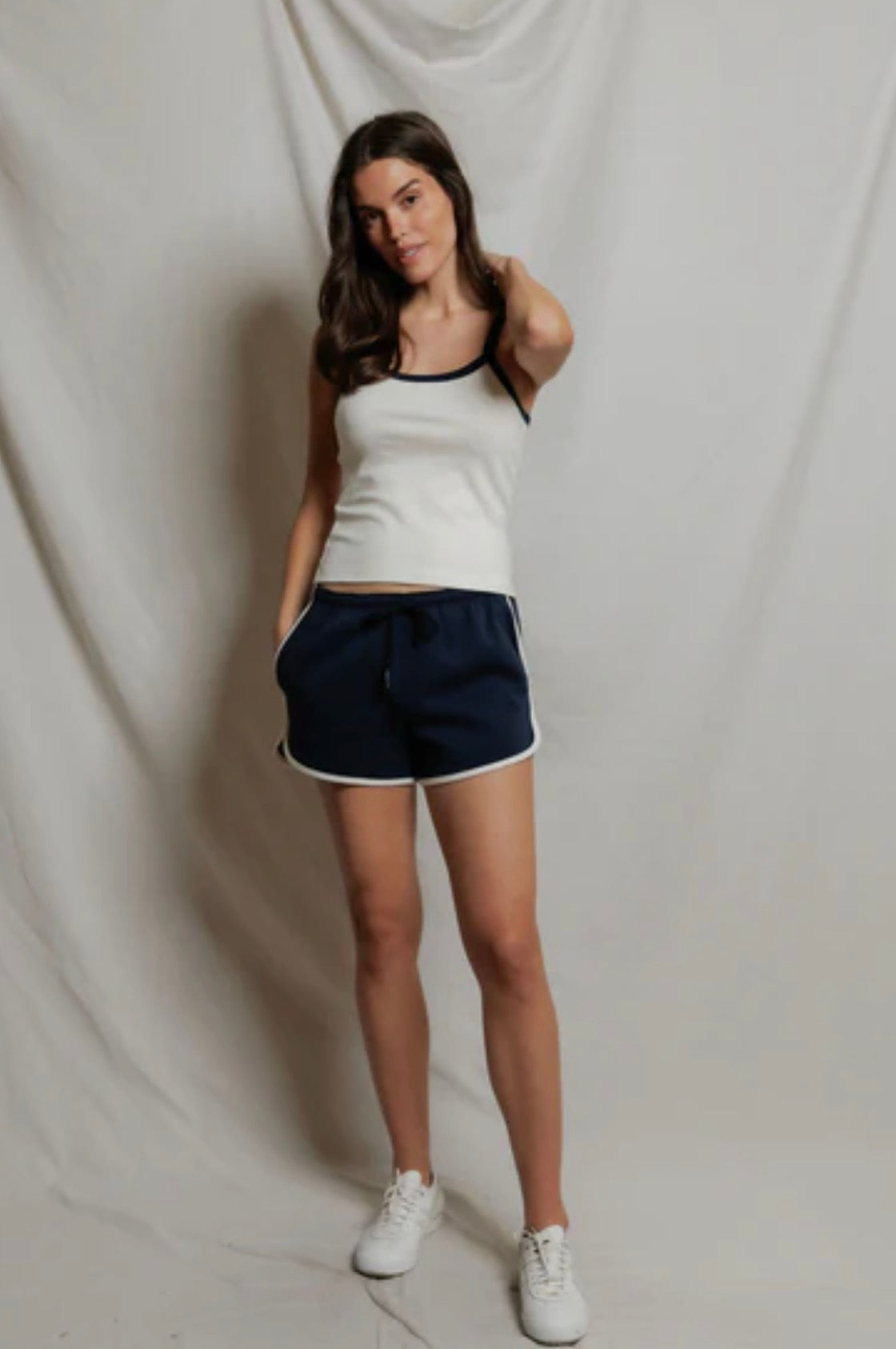 Perfect White Tee Leo Short