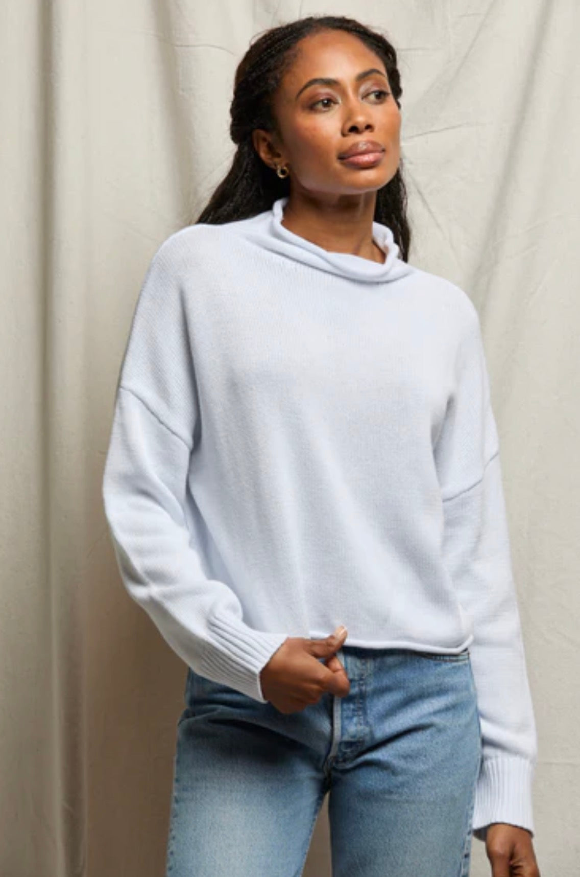 Perfect White Tee Kiki Sweater