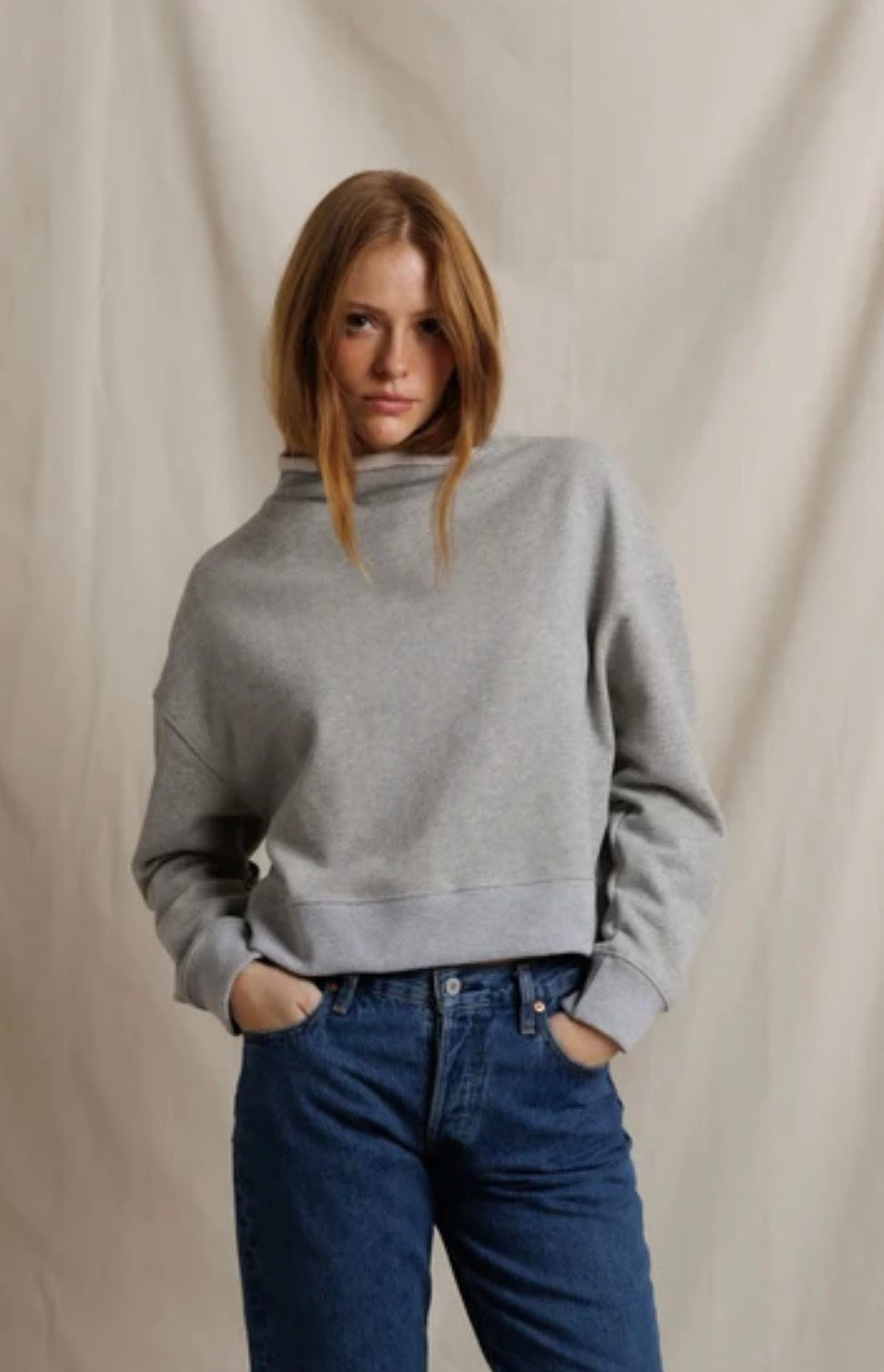 Perfect White Tee Arden Sweatshirt