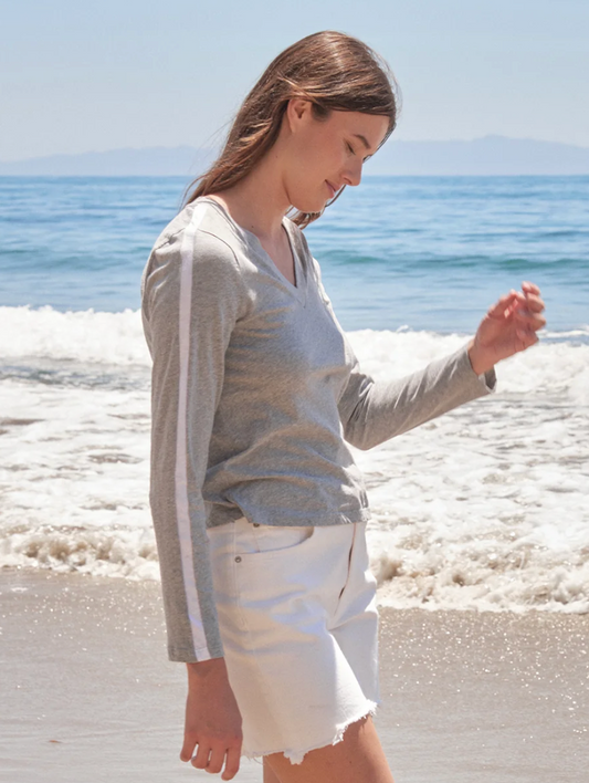 Sundry Sporty V Neck Top