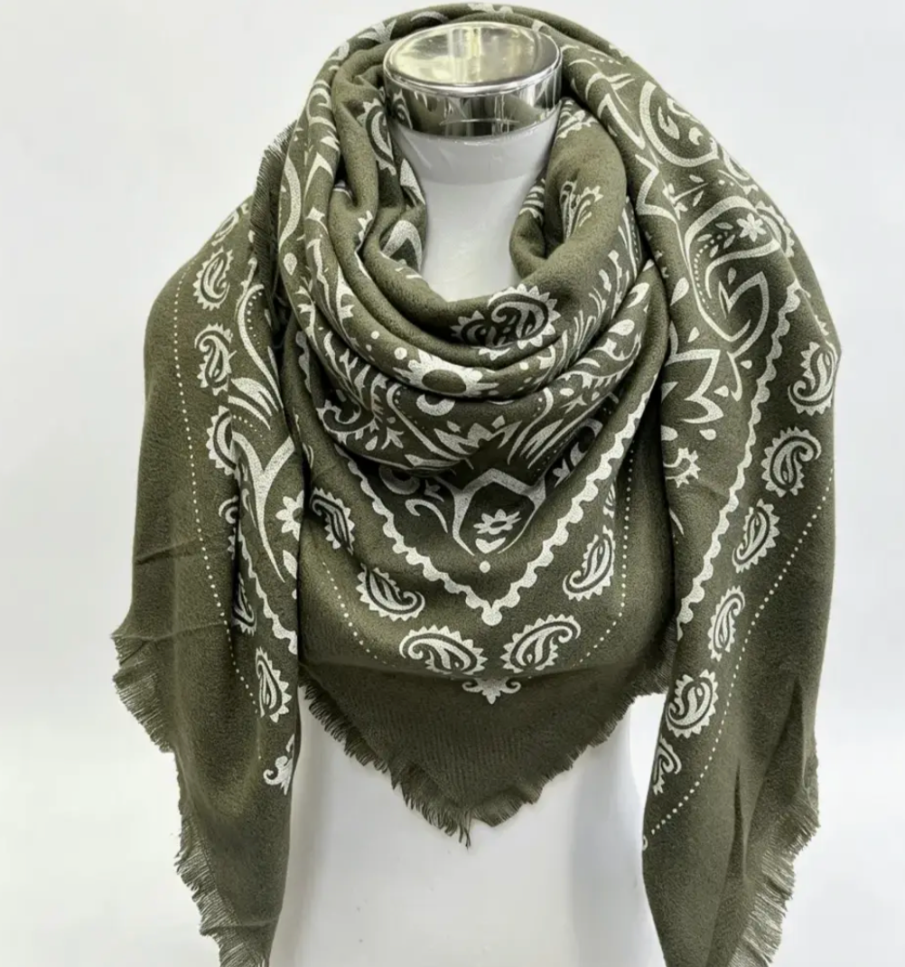 Oversized Square Bandana Print Scarf