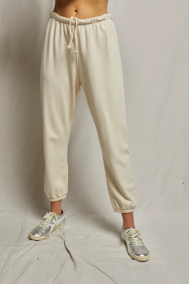Perfect White Tee Johnny Jogger